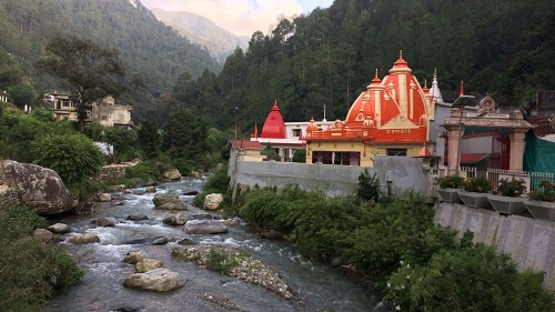 Bareilly to Kainchi Dham taxi for family trips